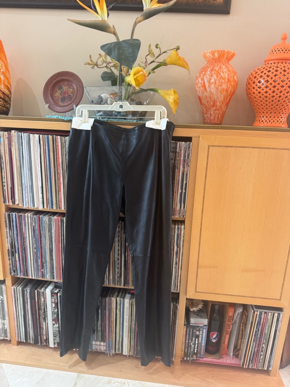 PRICE DROP: MODA INTERNATIONAL RICH, FULLY-LINED, BLK LAMBSKIN LEATHER PANTS, 14